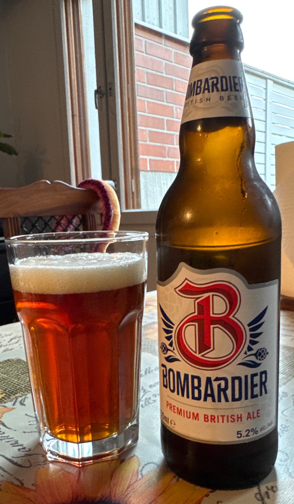 Bombardier Amber Beer / Premium British Ale, Eagle Brewery (formerly Charles Wells)