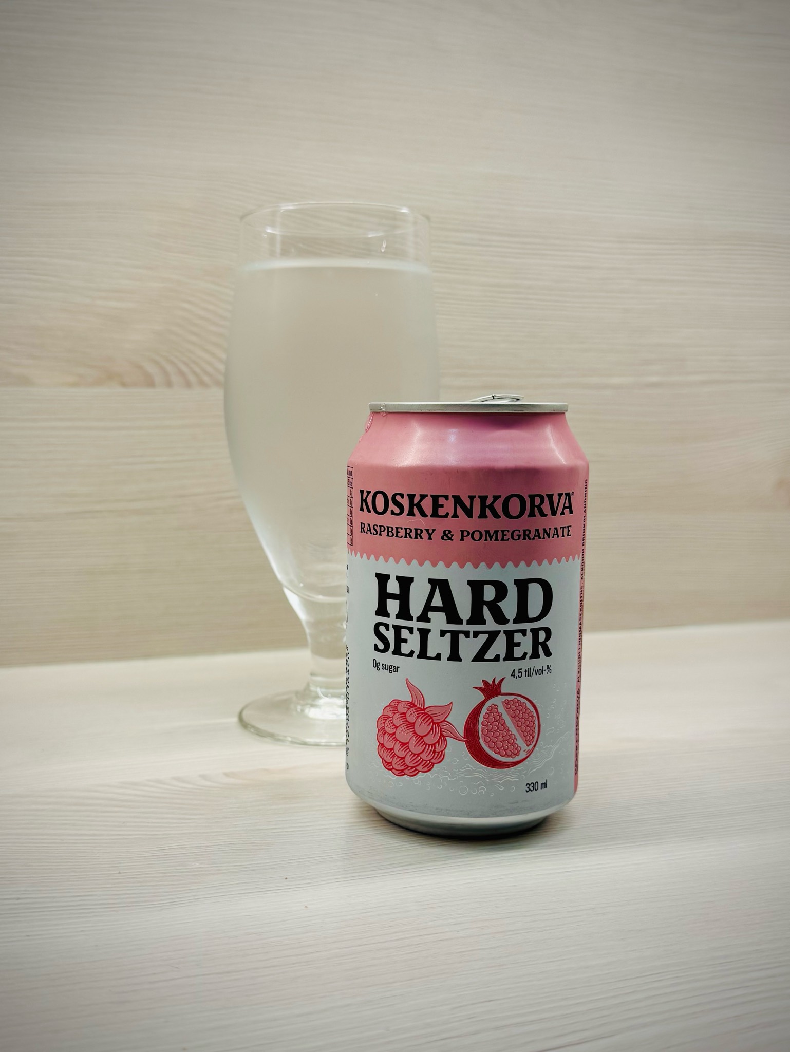 Koskenkorva Vichy Vadelma & Granaattiomena, Finland