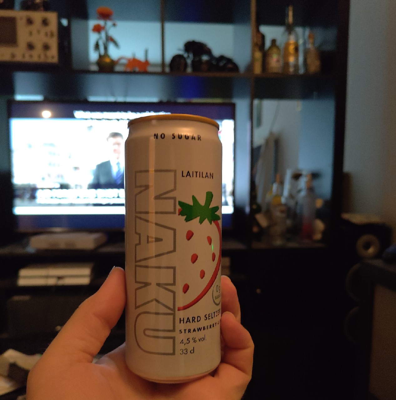 NAKU Hard Seltzer Strawberry-Lime, Finland
