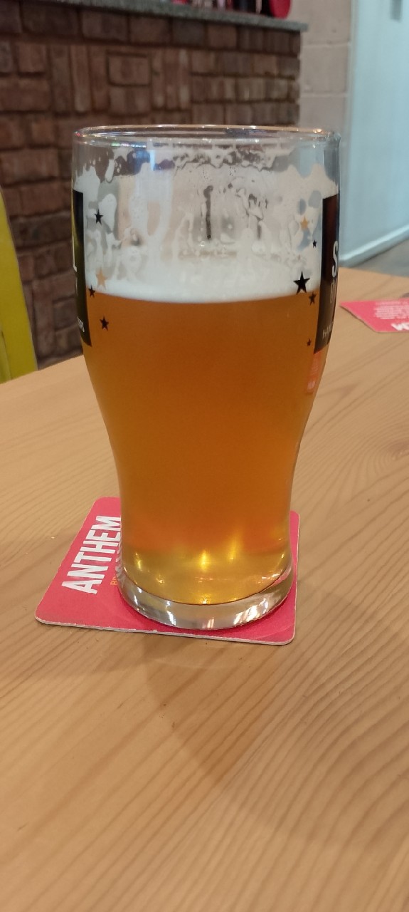 No Hay Banda, England