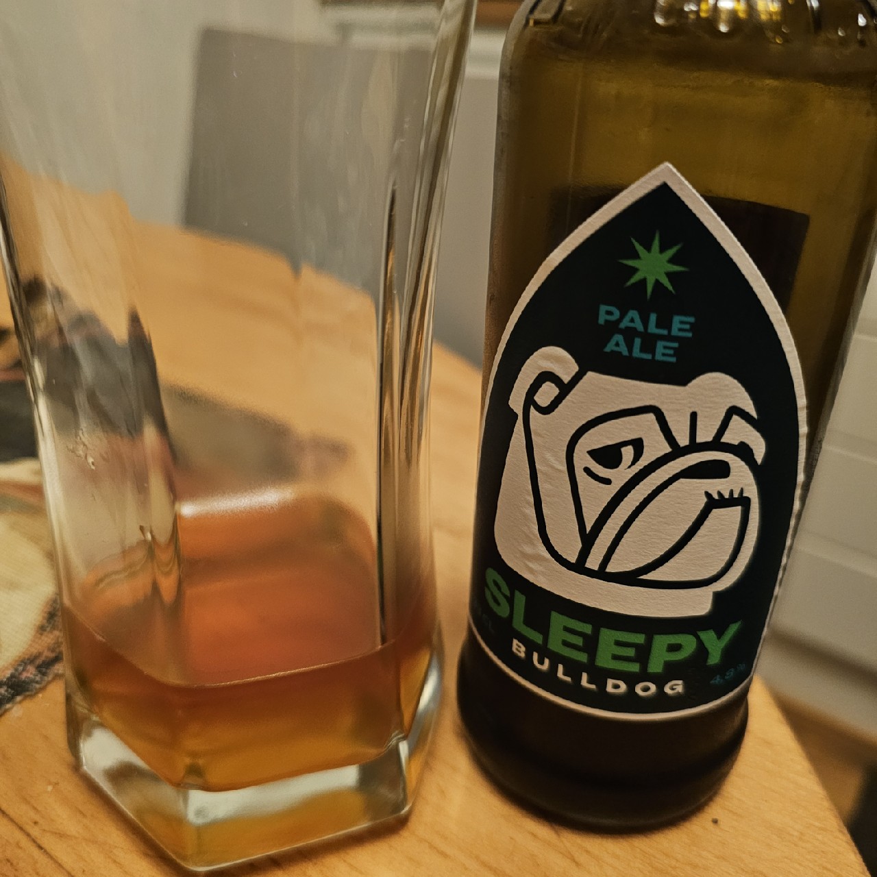 Sleepy Bulldog Pale Ale, Sweden