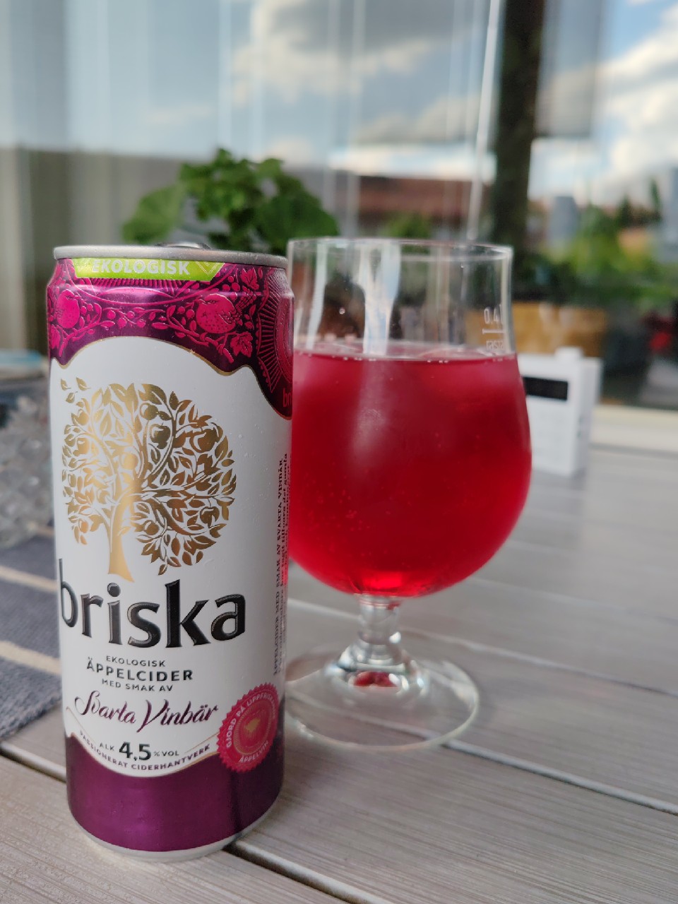 Briska Svarta Vinbär, Sweden