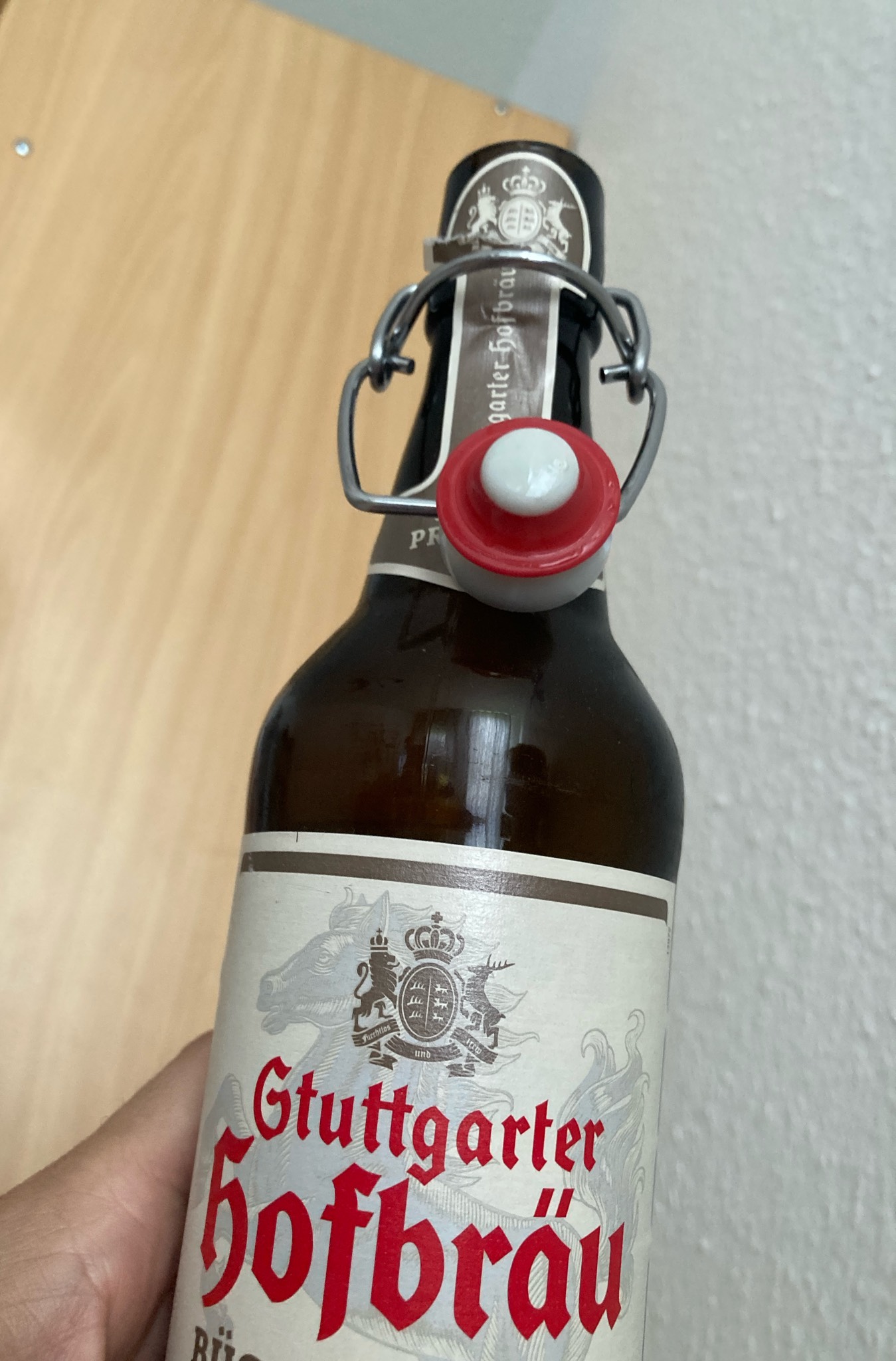 Stuttgarter Hofbräu Bügel Premium, Germany