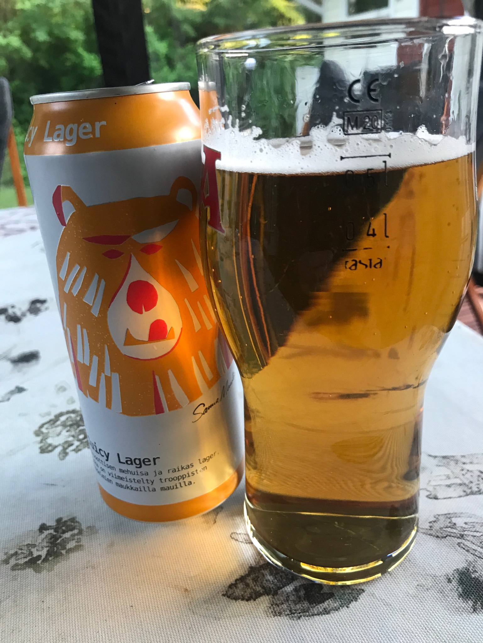 Karhu Juicy Lager, Sinebrychoff (Carlsberg Group)