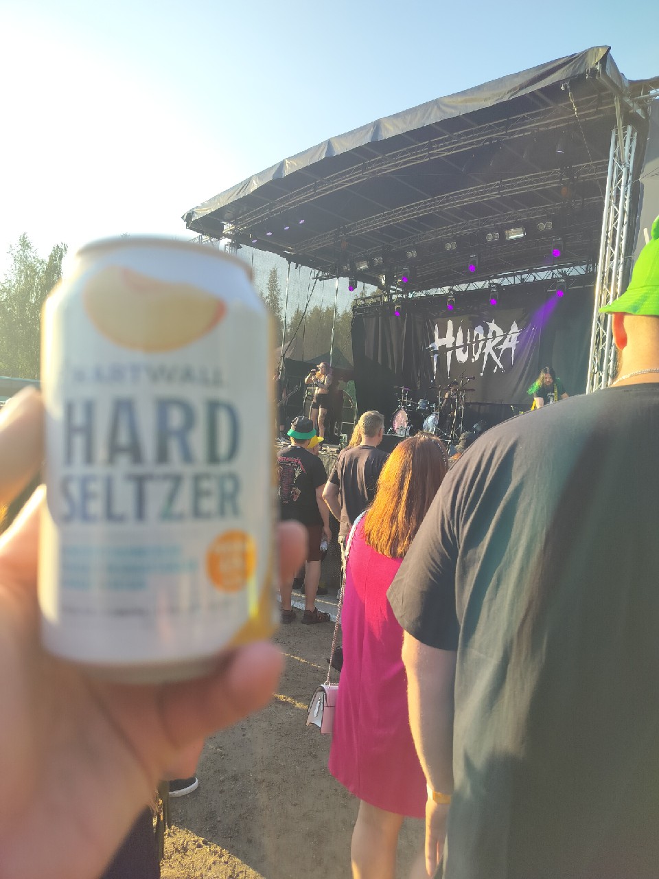 Hartwall Hard Seltzer Persikka, Finland