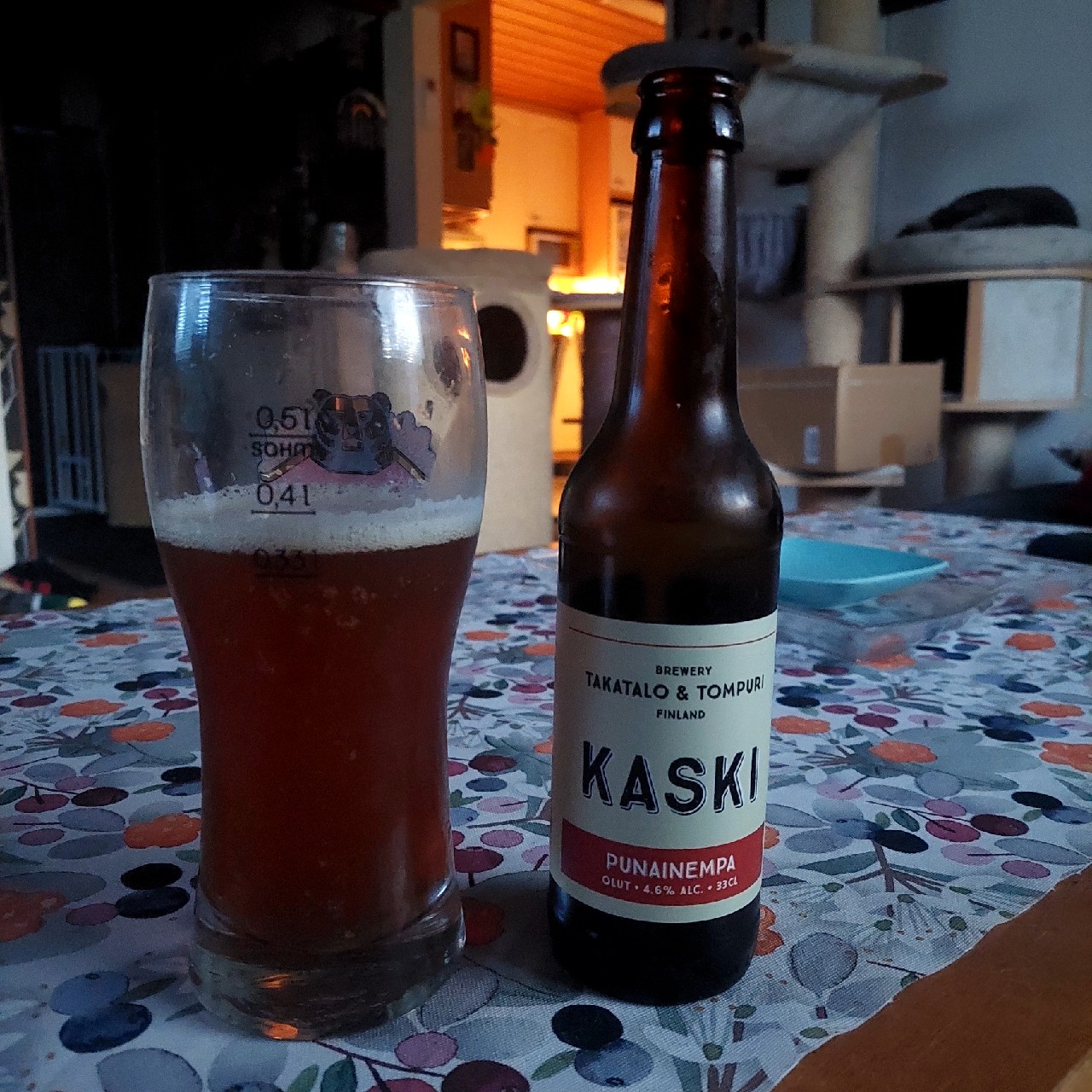 Kaski Punainempa, Finland