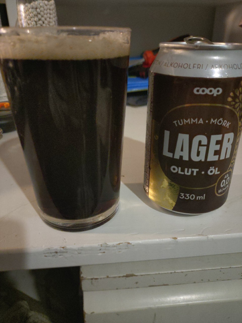 Coop Tumma Lager Alkoholiton Olut, Brouwerij Martens