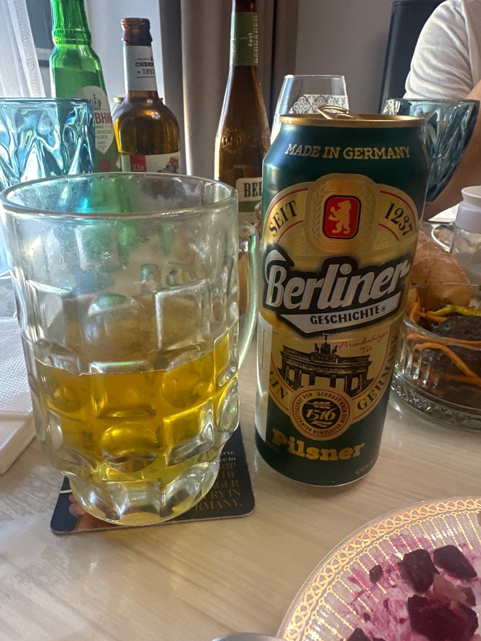 Berliner Geschichte Pilsner Beer, Germany