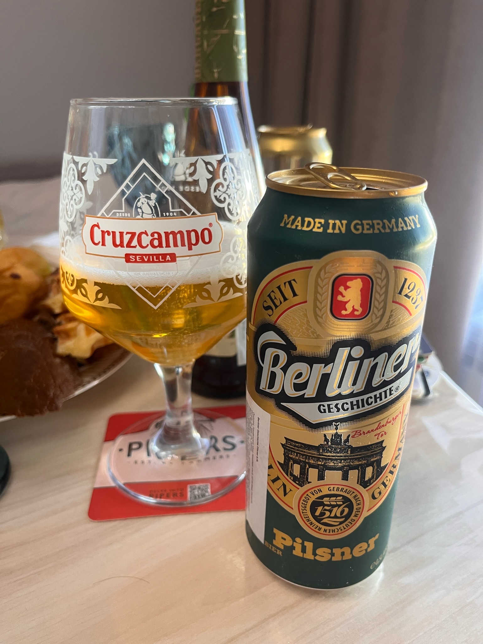 Berliner Geschichte Pilsner Beer, Germany