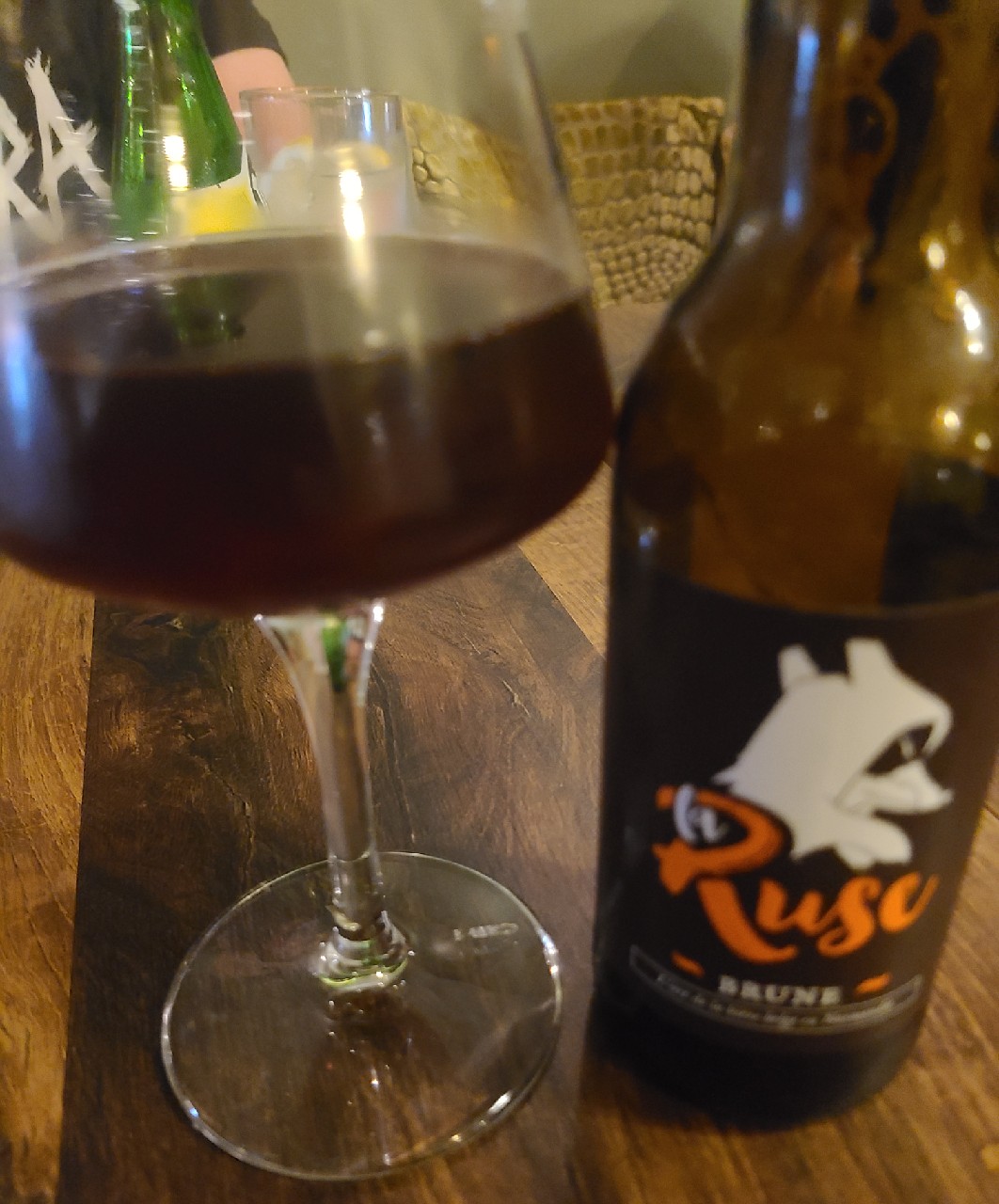 Bajo Brassée À Bayeux, France