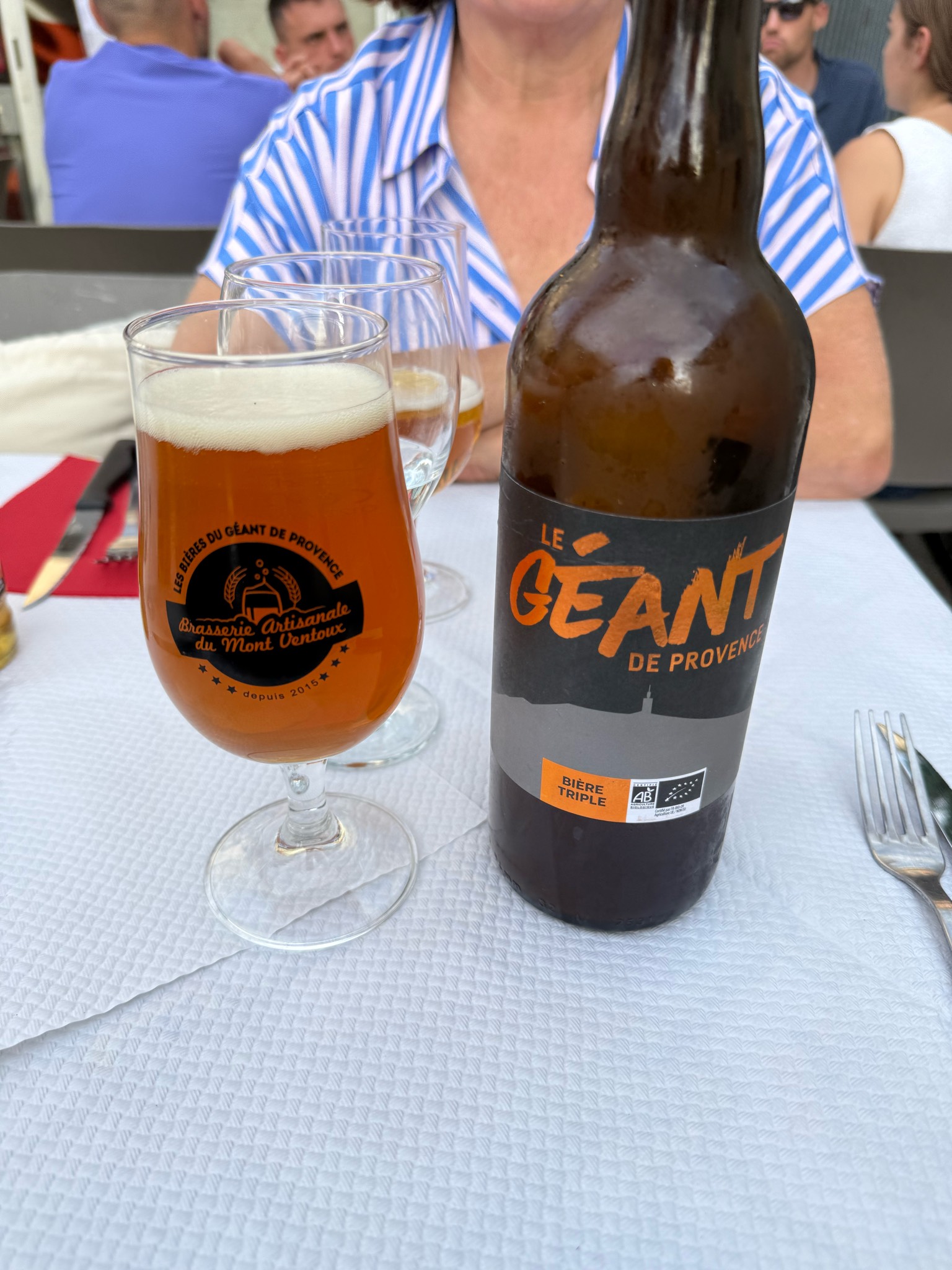 Géant De Provence Triple, France