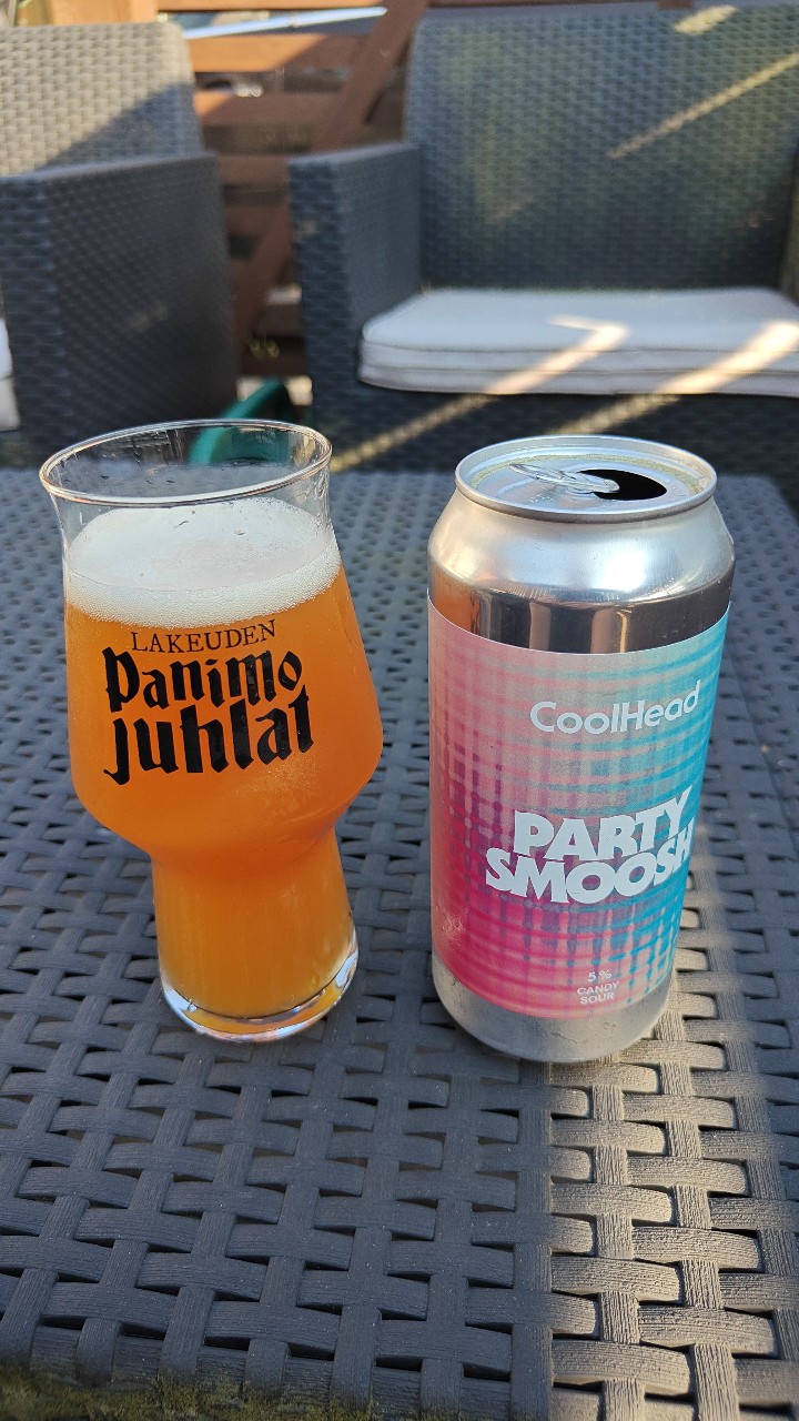 Party Smoosh, Finland