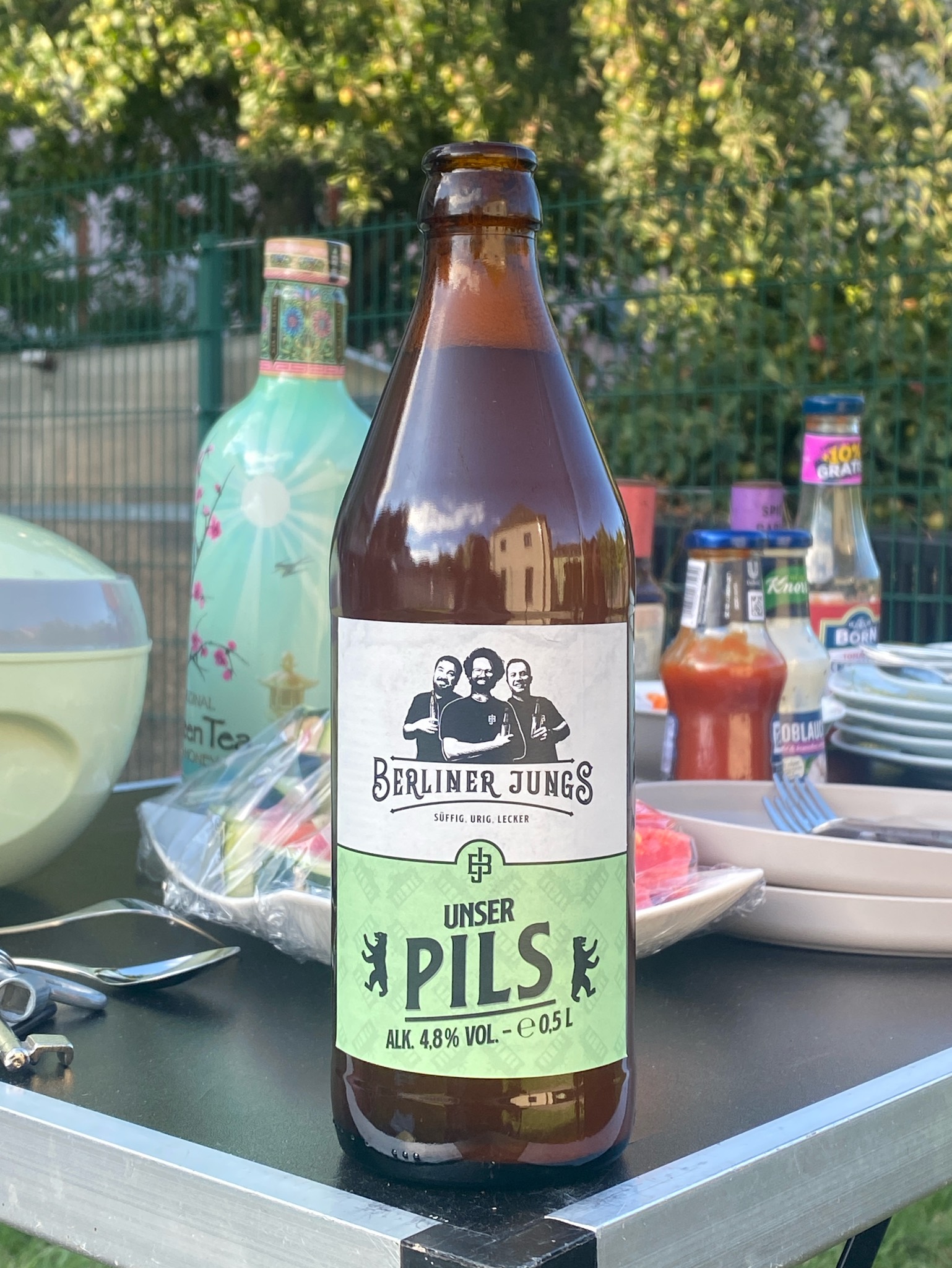 Berliner Jungs Unser Pils, Brewer's Tribute