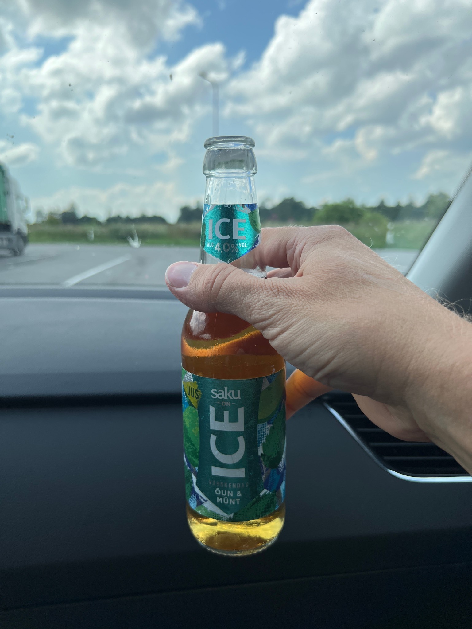 Saku on Ice Värskendav Öun & Munt, Estonia