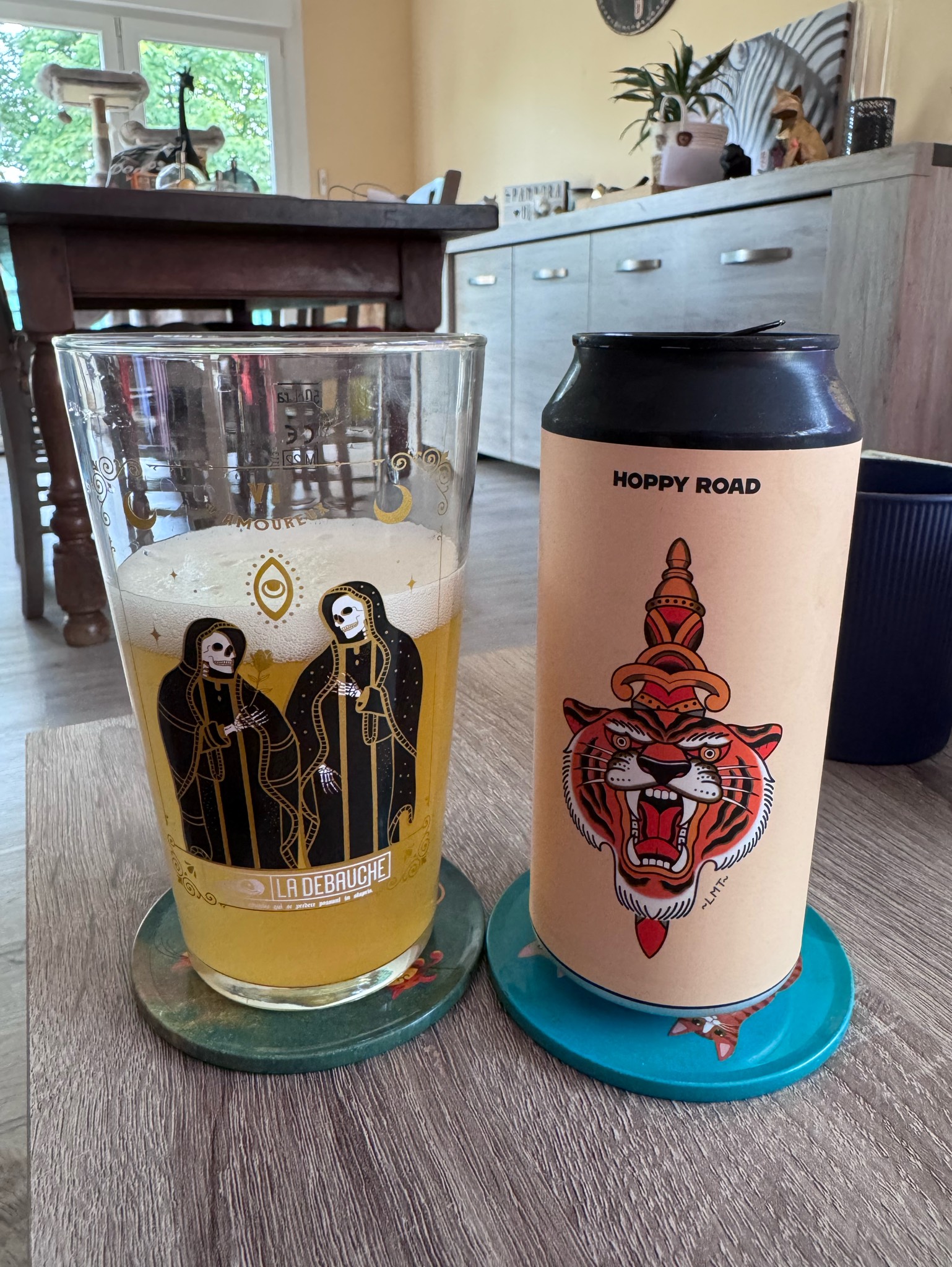 Howling Tiger, France