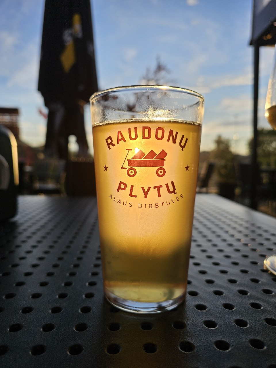 Raudonų Plytų Barzda Vétroje, Lithuania