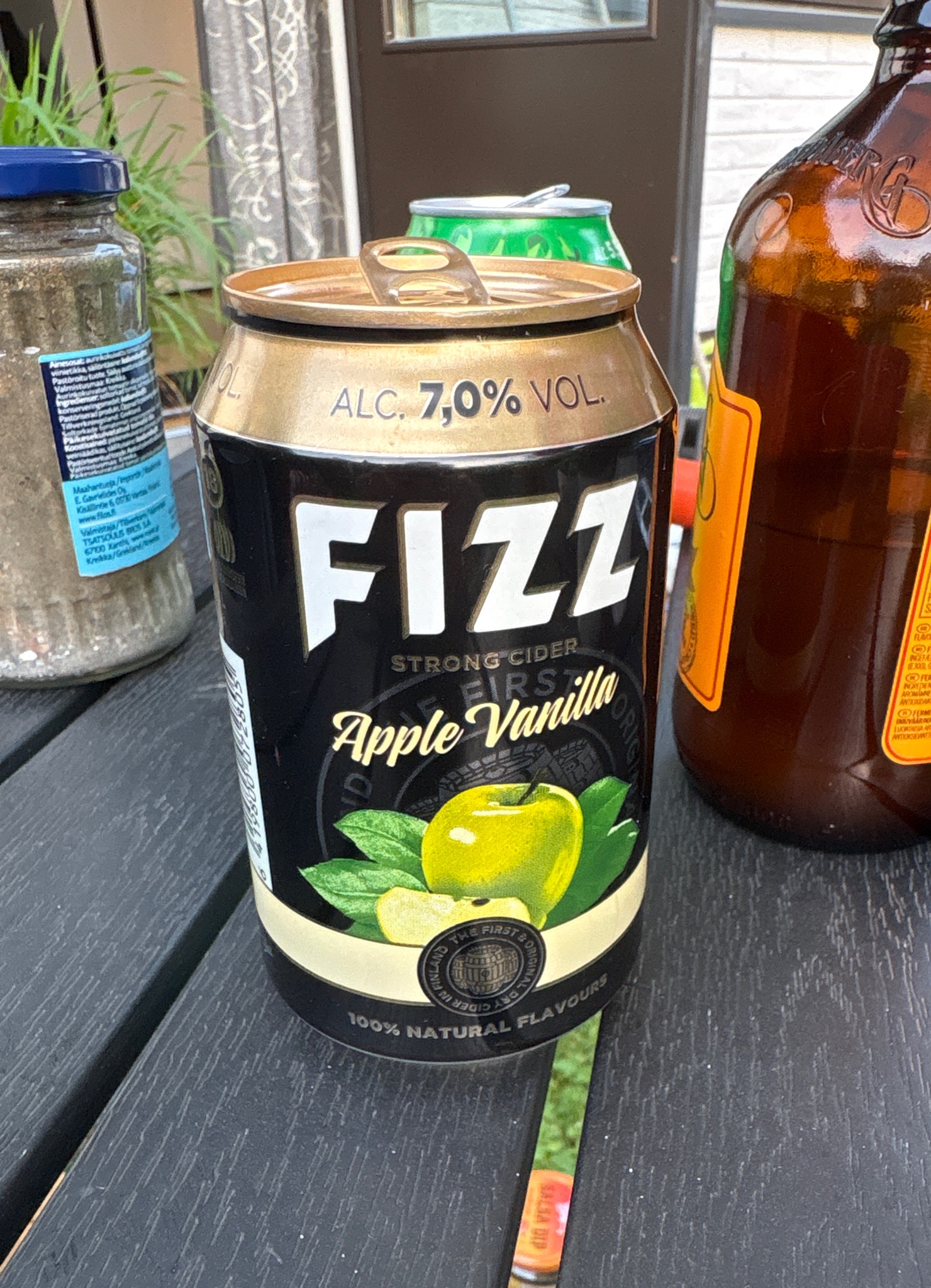 Fizz Strong Apple Vanilla, Finland