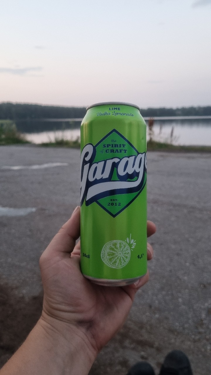 Garage Vodka Lemonade Lime, Finland
