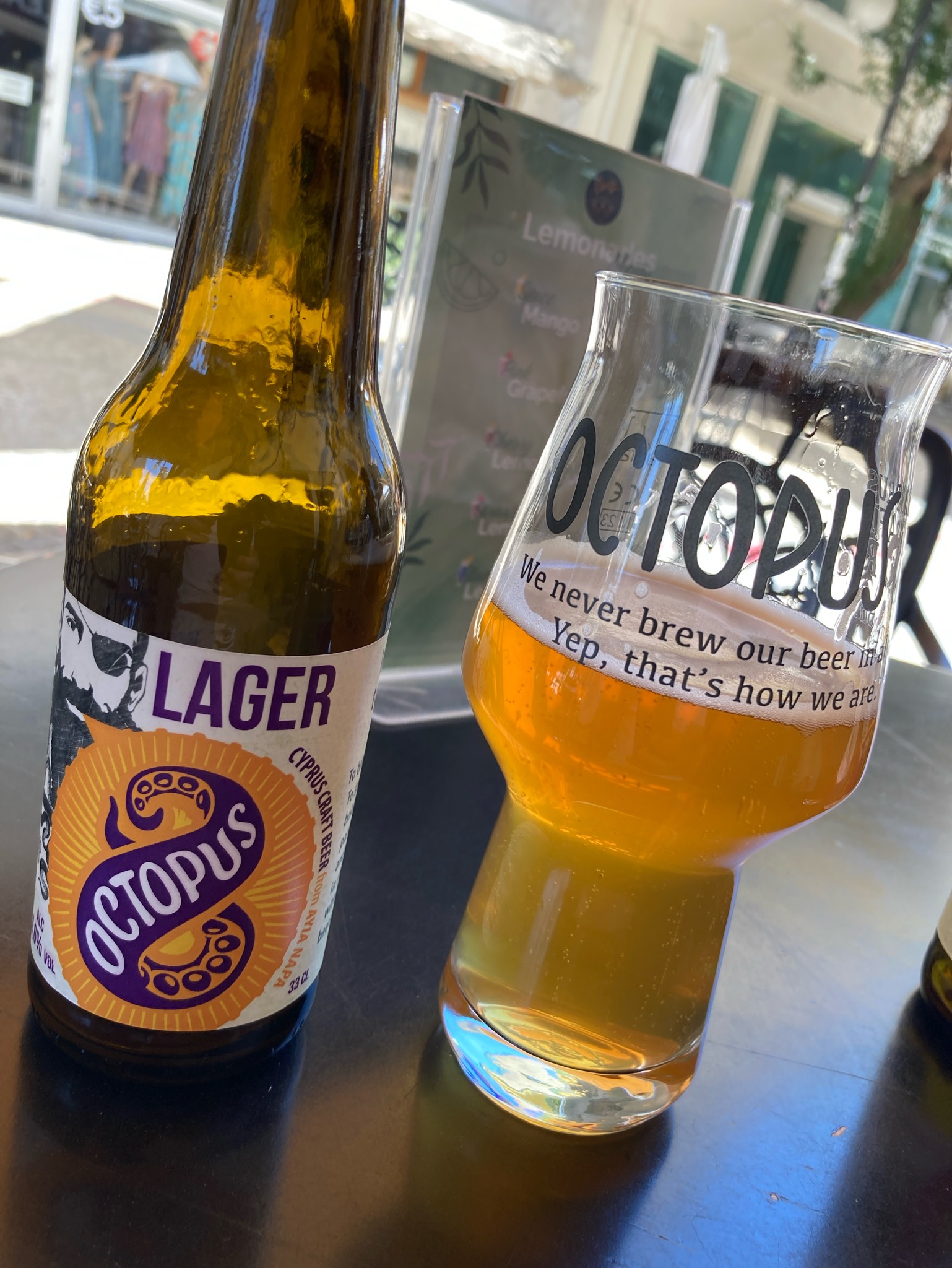 Cumbaros Octopus, Octo Microbrewery