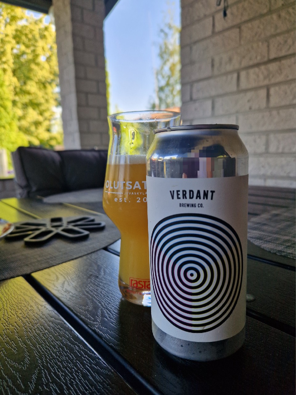 Chromaticity, England