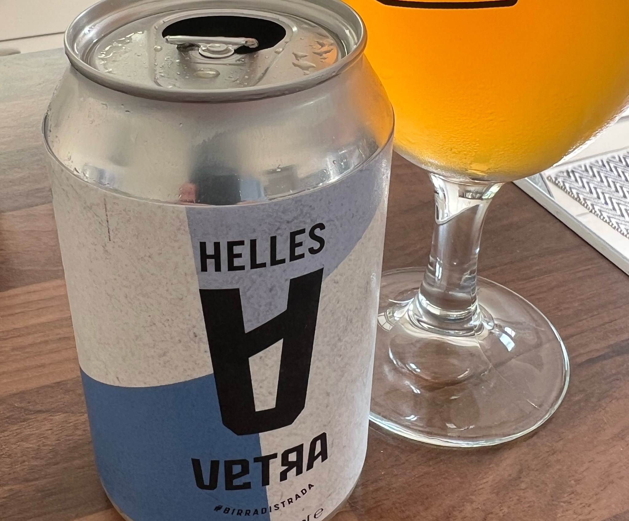 Vetra Helles, Vetra