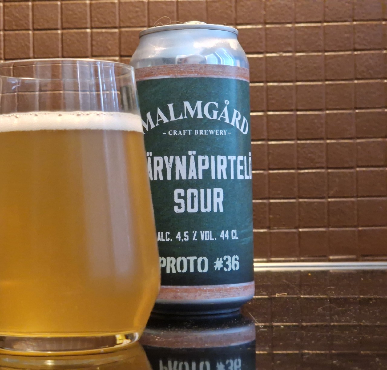 Päärynäpirtelö sour, Finland