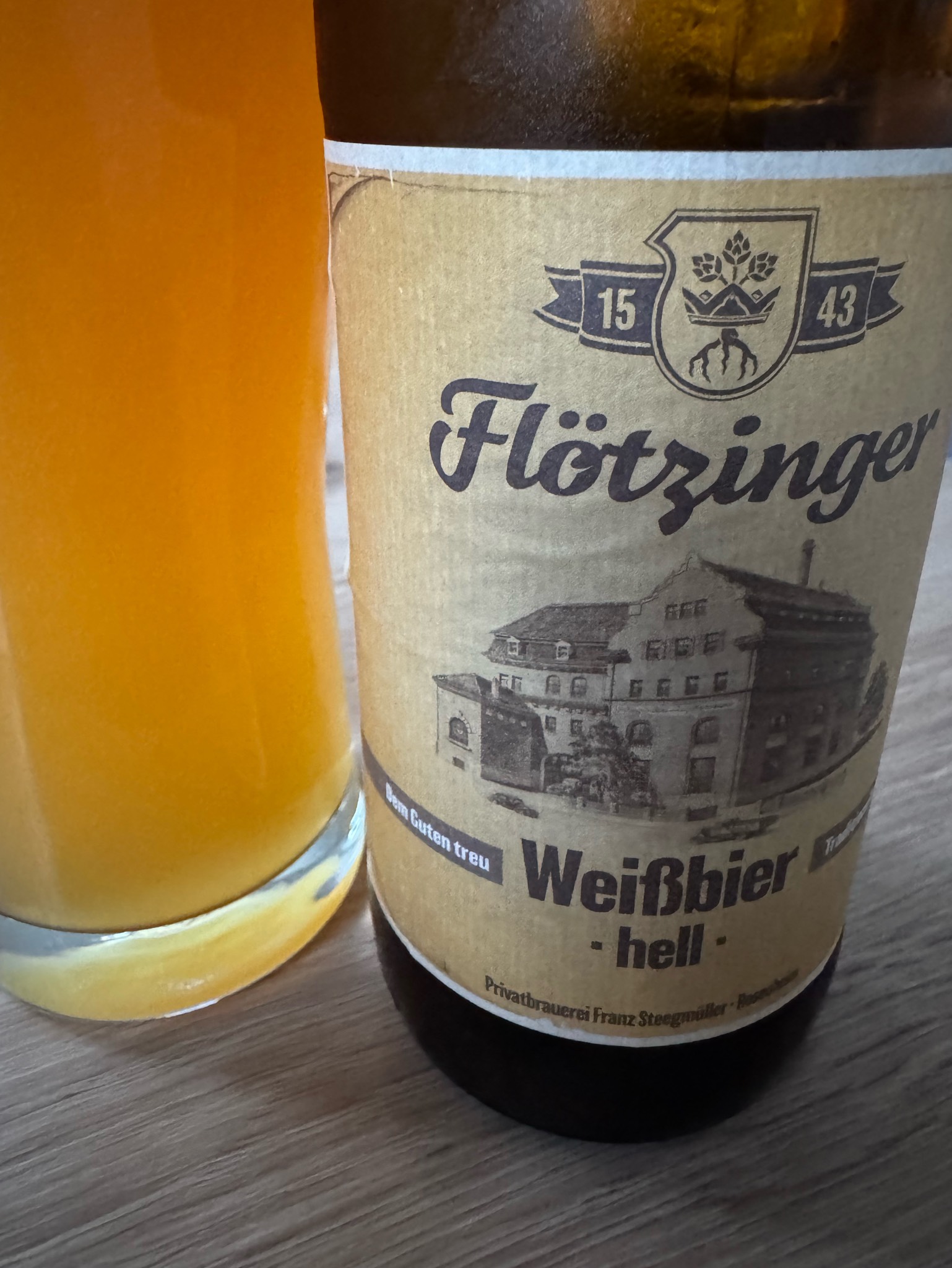 Flötzinger Weißbier Hell / Hefe Weißbier Hell, Germany