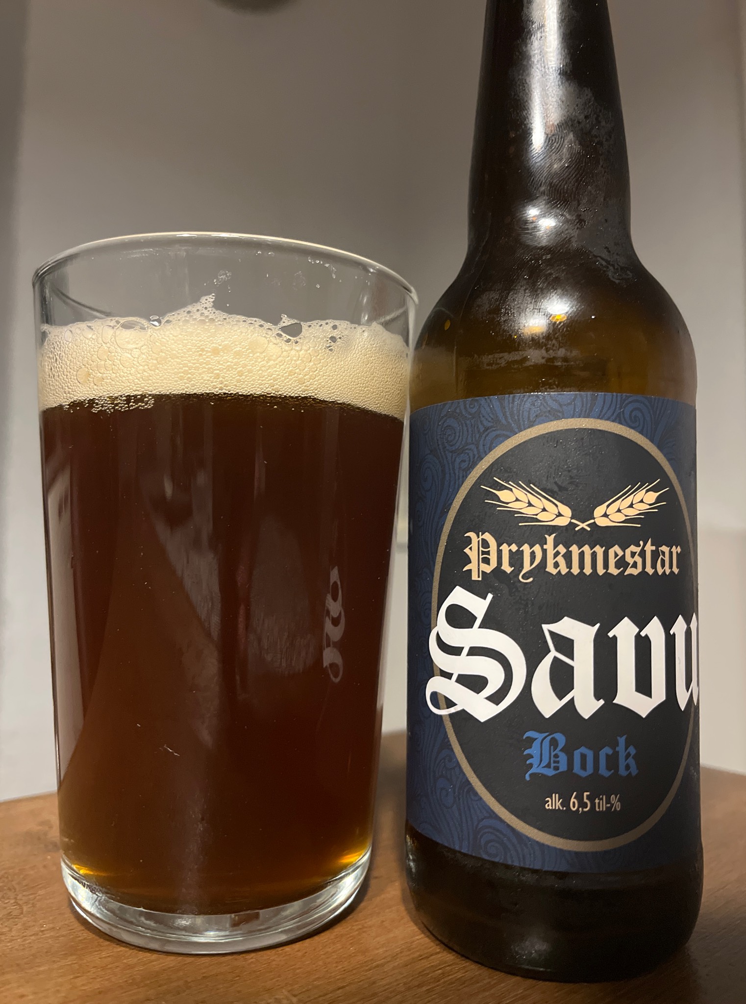 Prykmestar Savu Bock, Finland