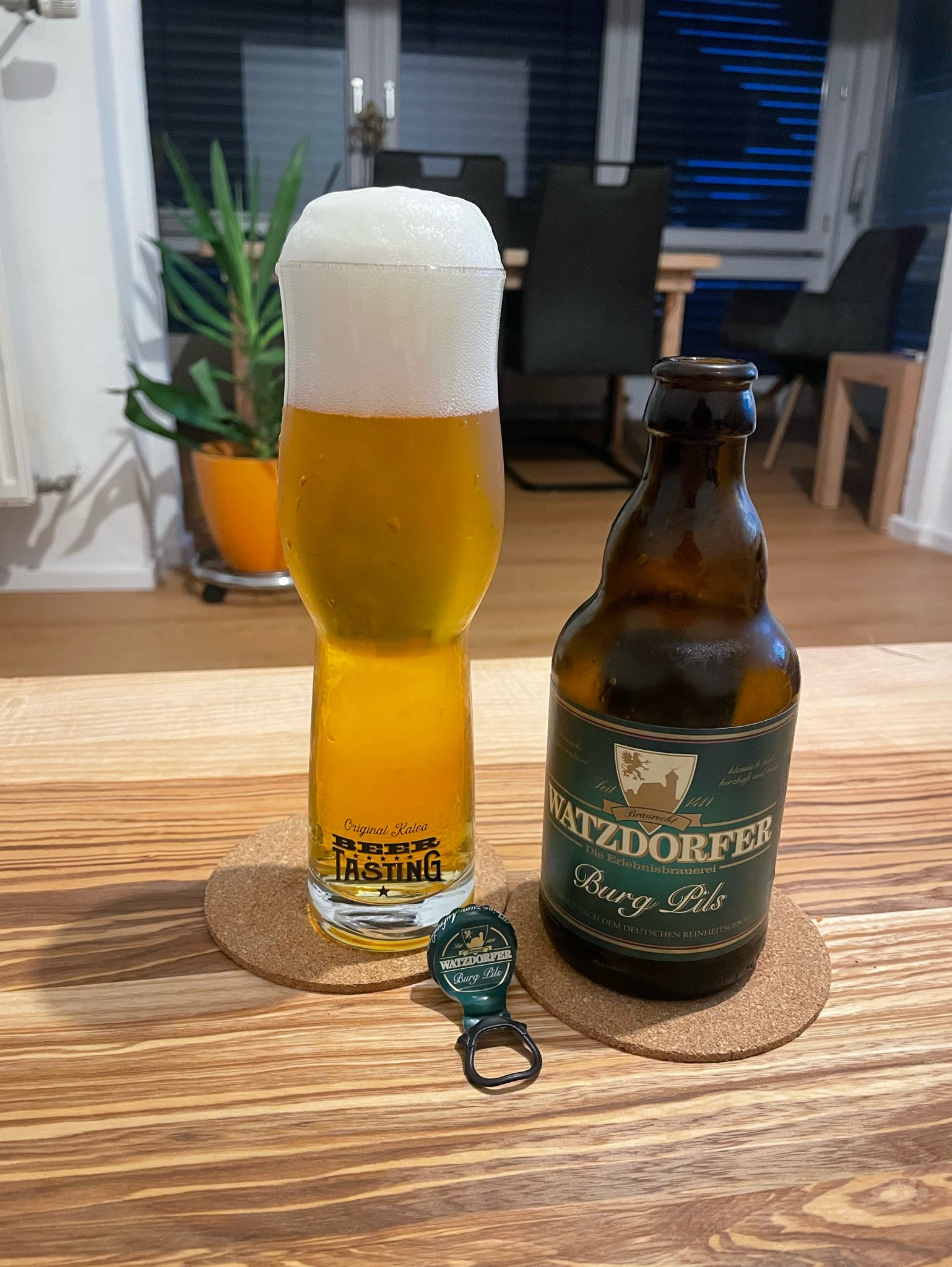 Watzdorfer Burg Pils, Watzdorfer Traditions- Und Spezialitätenbrauerei