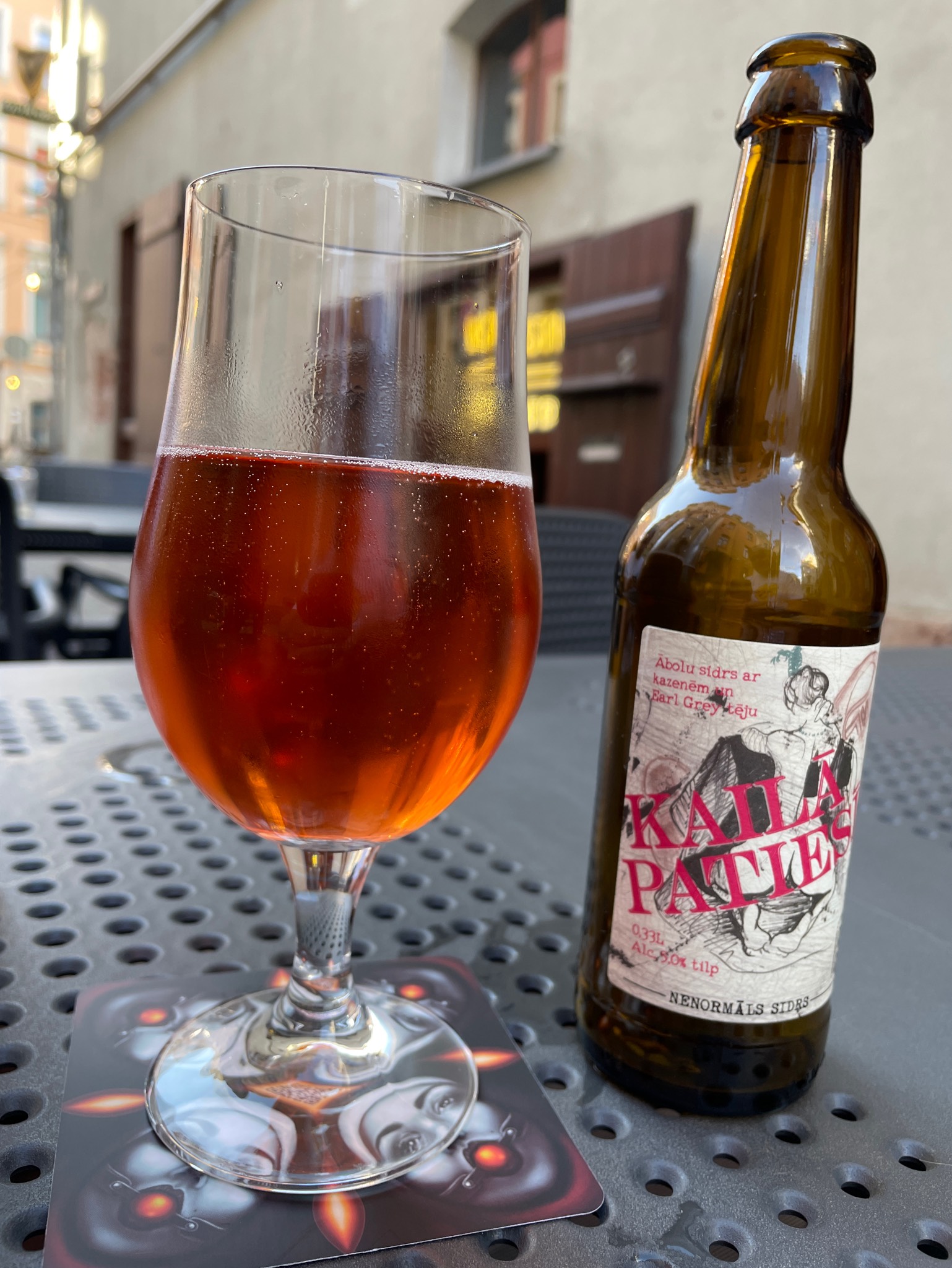 Kaila Patiesiba, Latvia