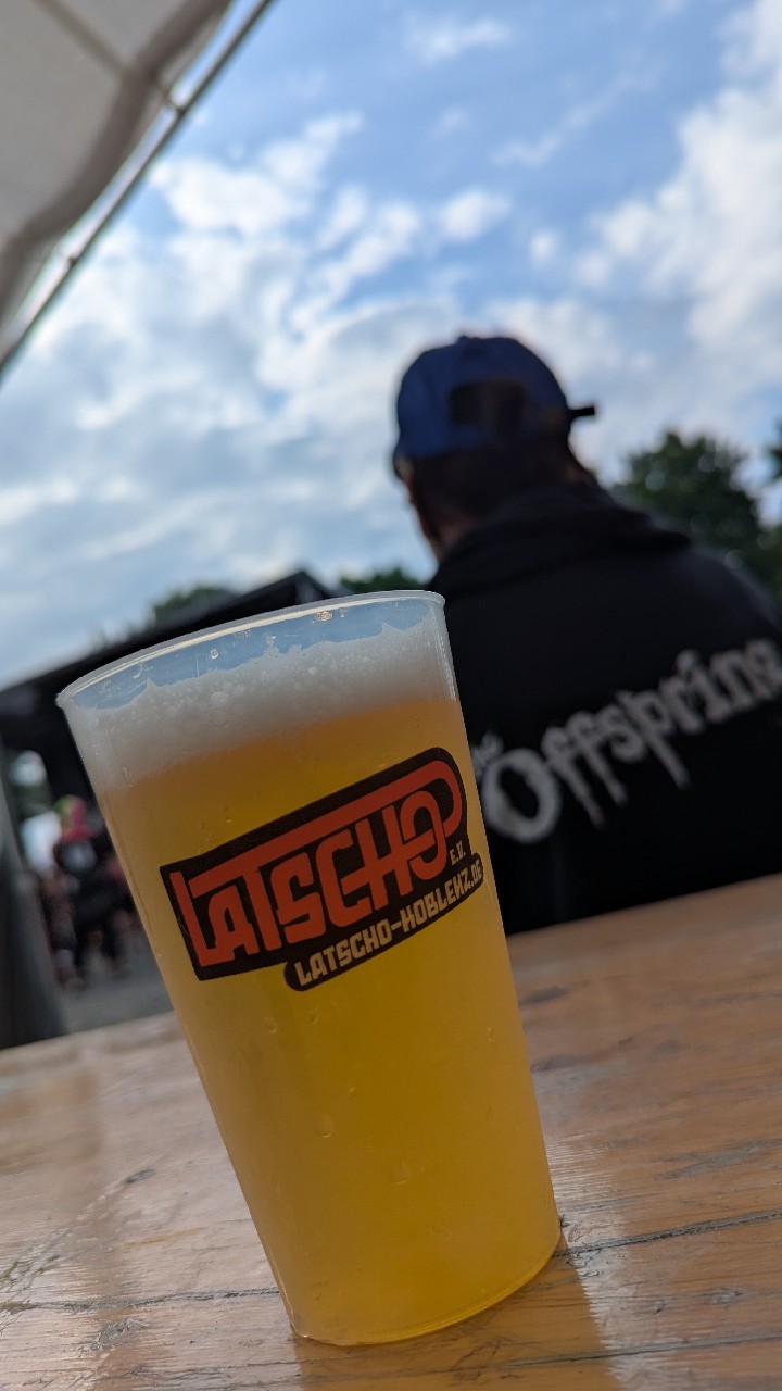 Felsgold Pilsener, Metro Group (Metro, Real, Makro)