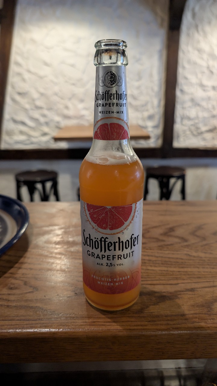Schöfferhofer Weizen Grapefruit, Germany