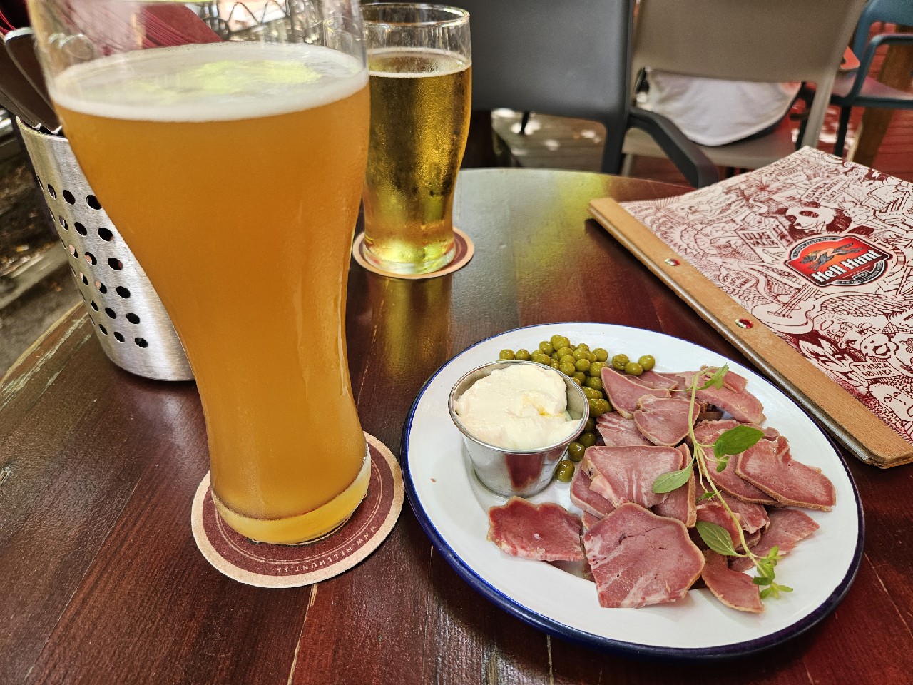 Hell Hunt Nisu, Hell Hunt