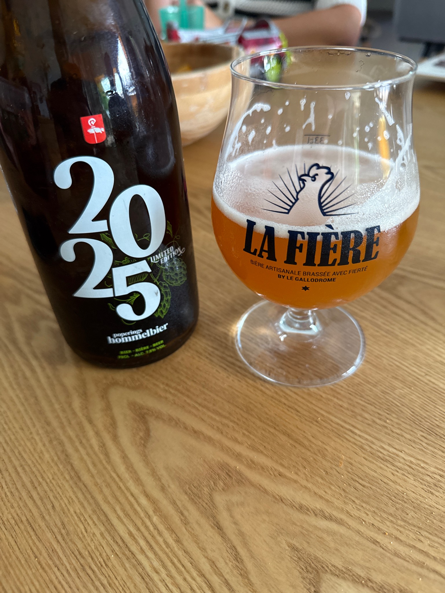 Poperings hommelbier limited edition 2025, Van Eecke