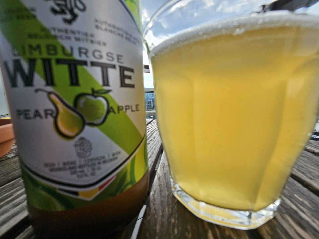 Limburgse Witte Peer Apple, Brouwerij Cornelissen