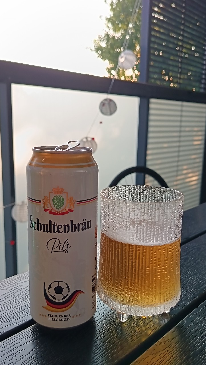 Schultenbräu Pils/ Karlskrone Lager, Germany