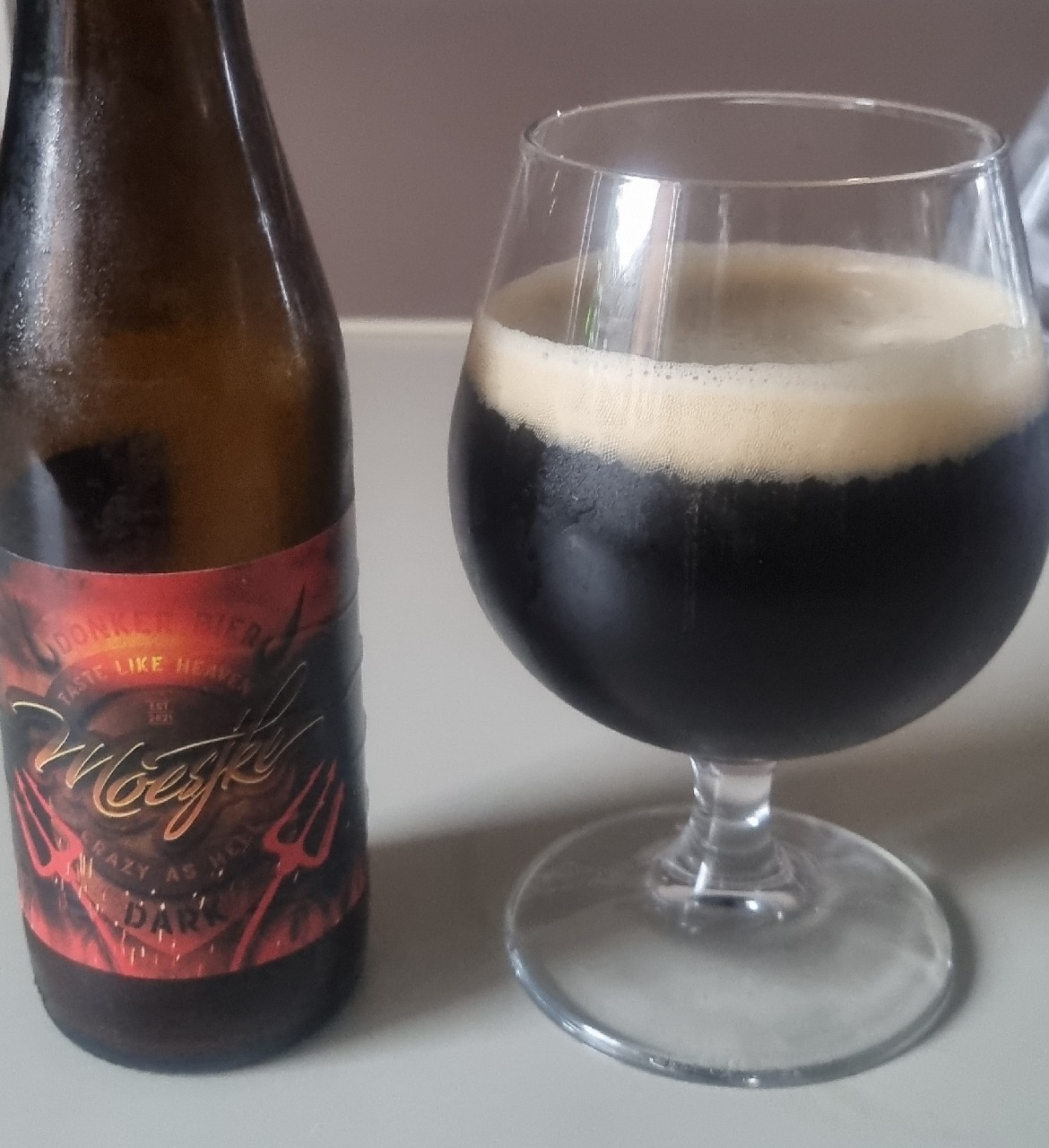 moesjke dark, Ultima