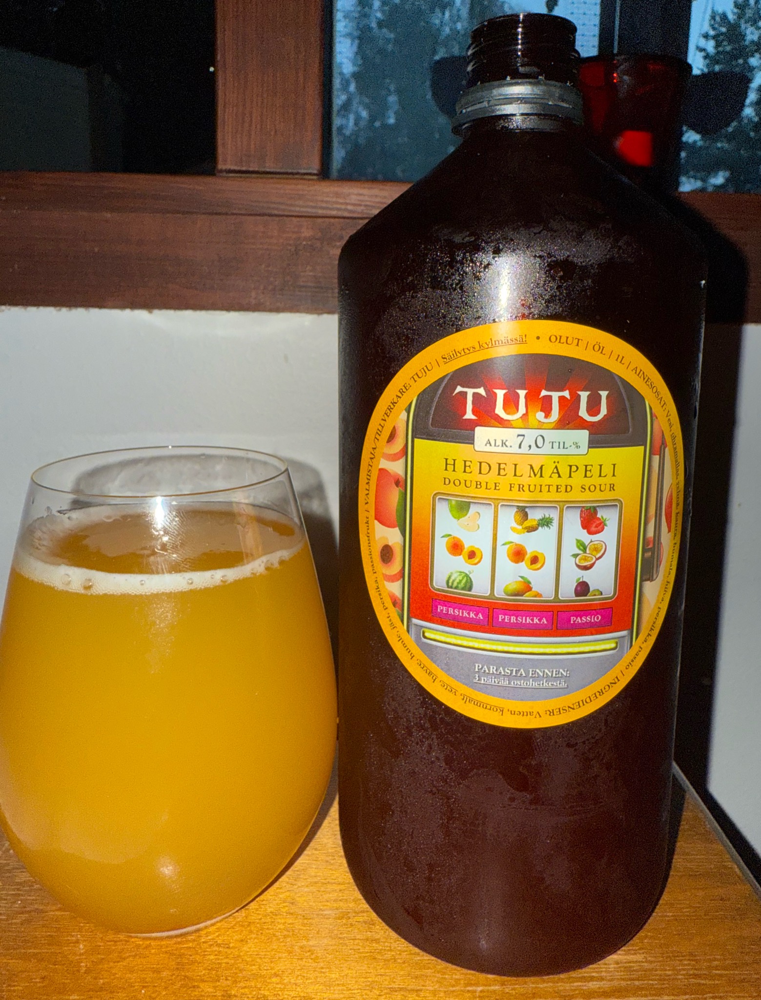 Hedelmäpeli: Persikka - persikka - passionhedelmä, Finland