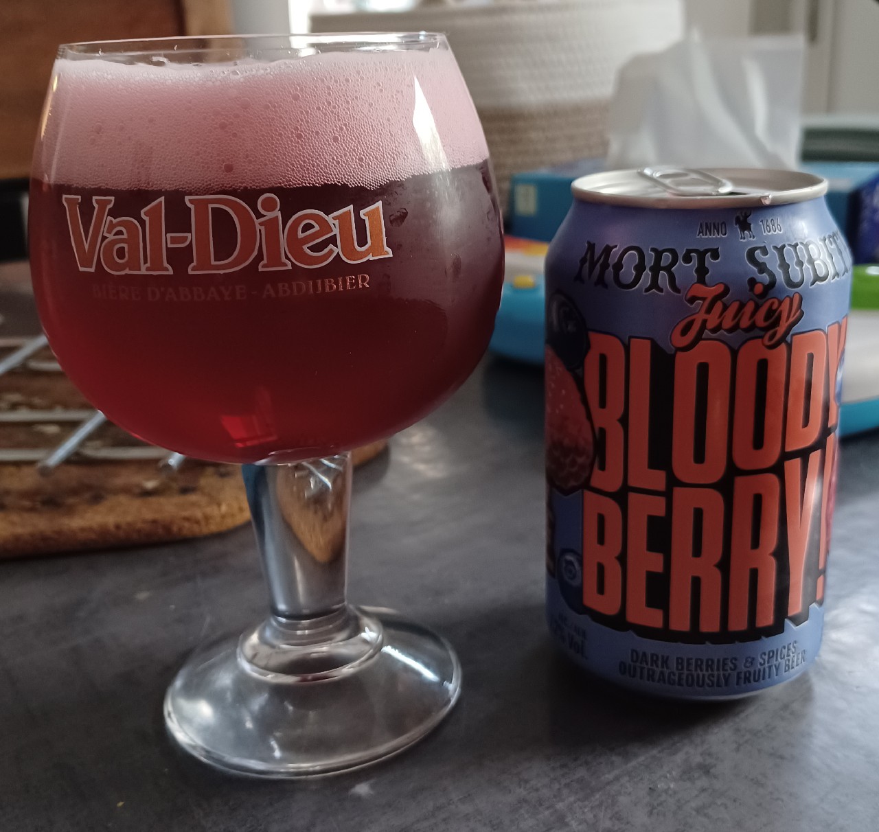 Mort subite juicy bloody berry, Brouwerij Mort Subite (Alken-Maes - Heineken)