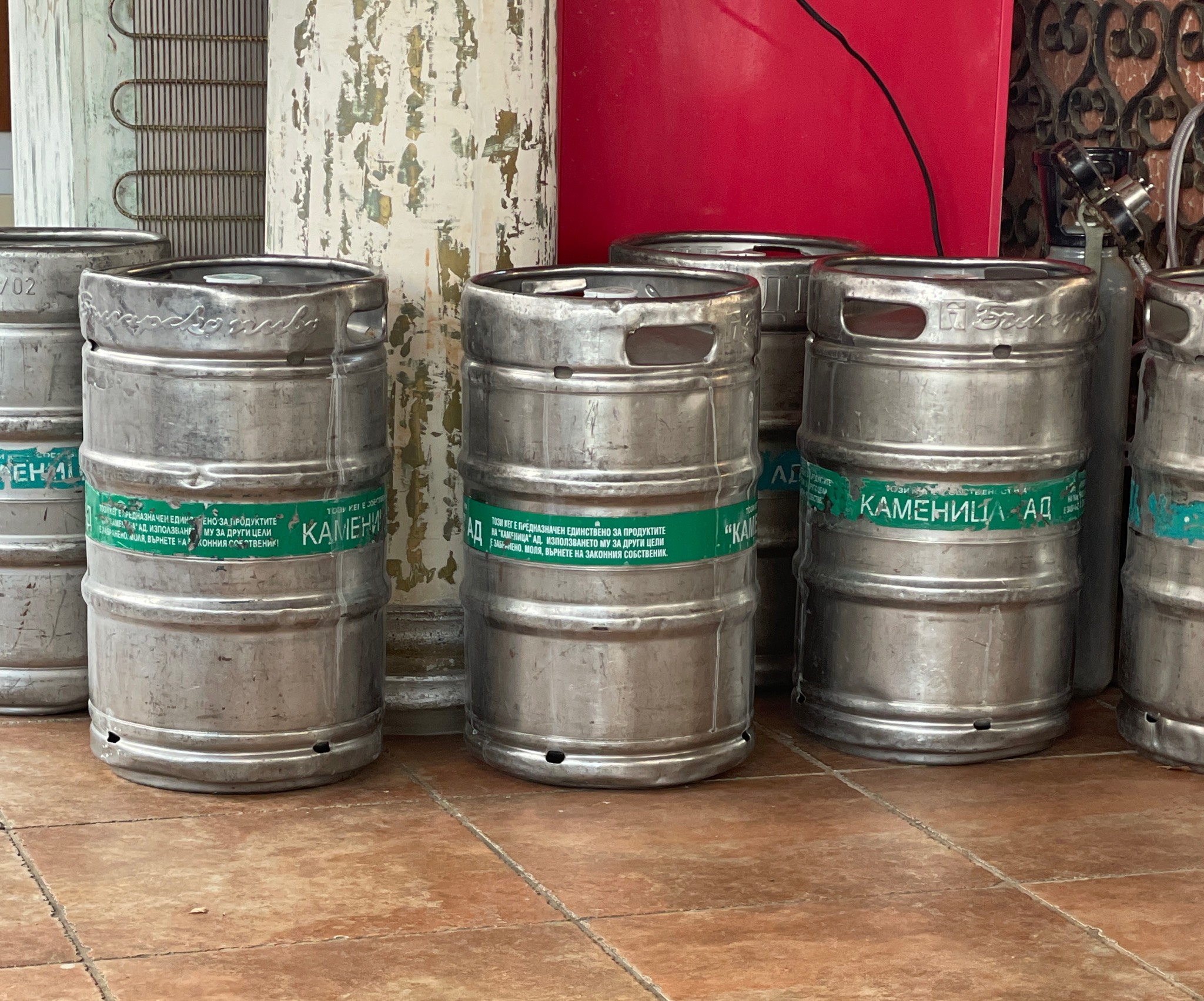 Kamenitza Staro Pivo / Каменица Старо Пиво, Pivovaren Zavod Kamenitza (MolsonCoors)