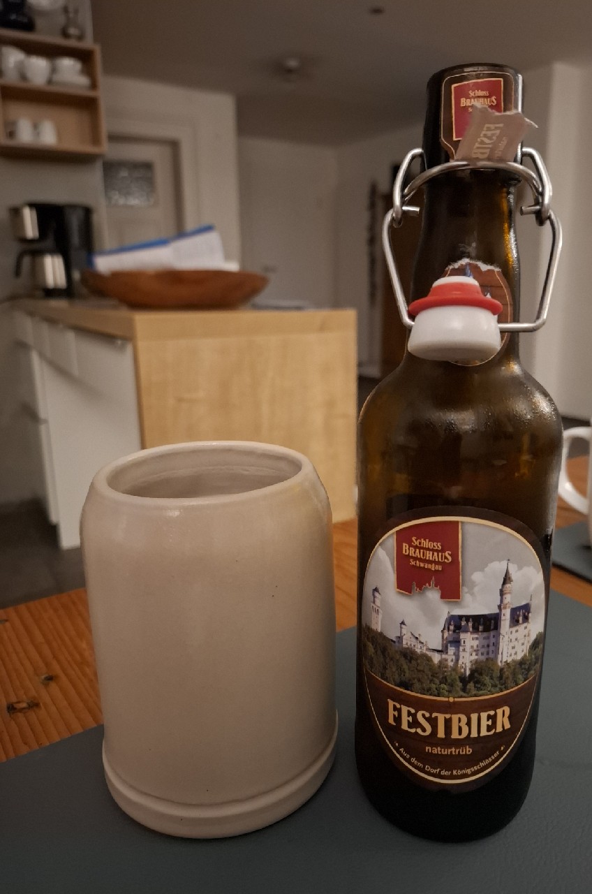 Festbier naturtrüb Schloss Brauhaus Schwangau, Schloss Brauhaus Schwangau