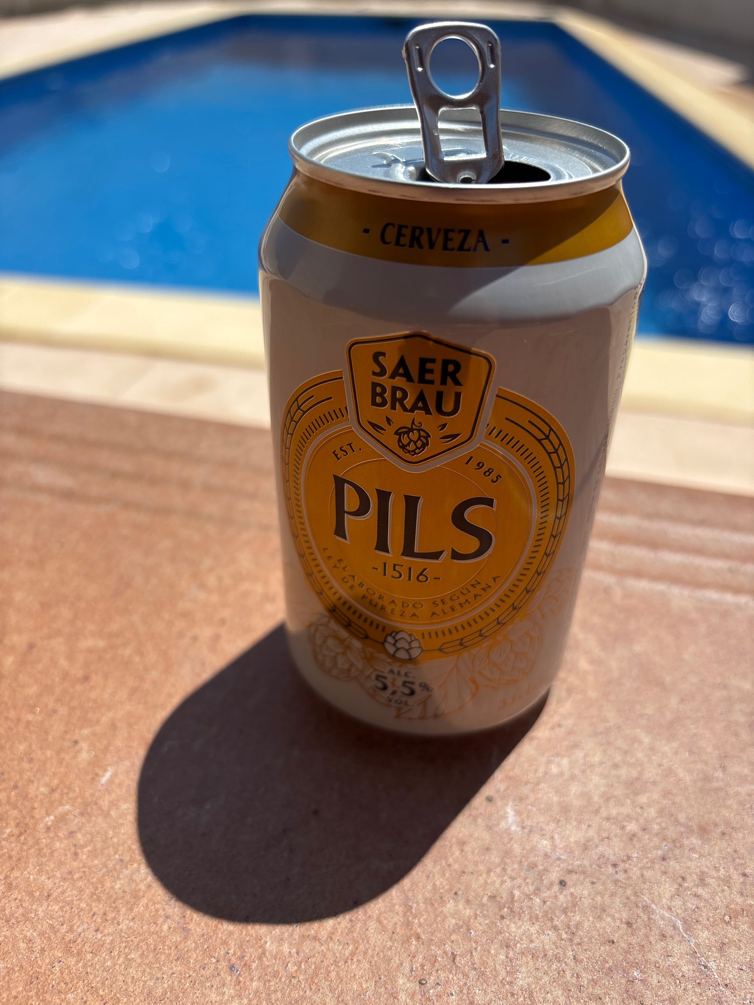 Carrefour Cerveza Pils, France