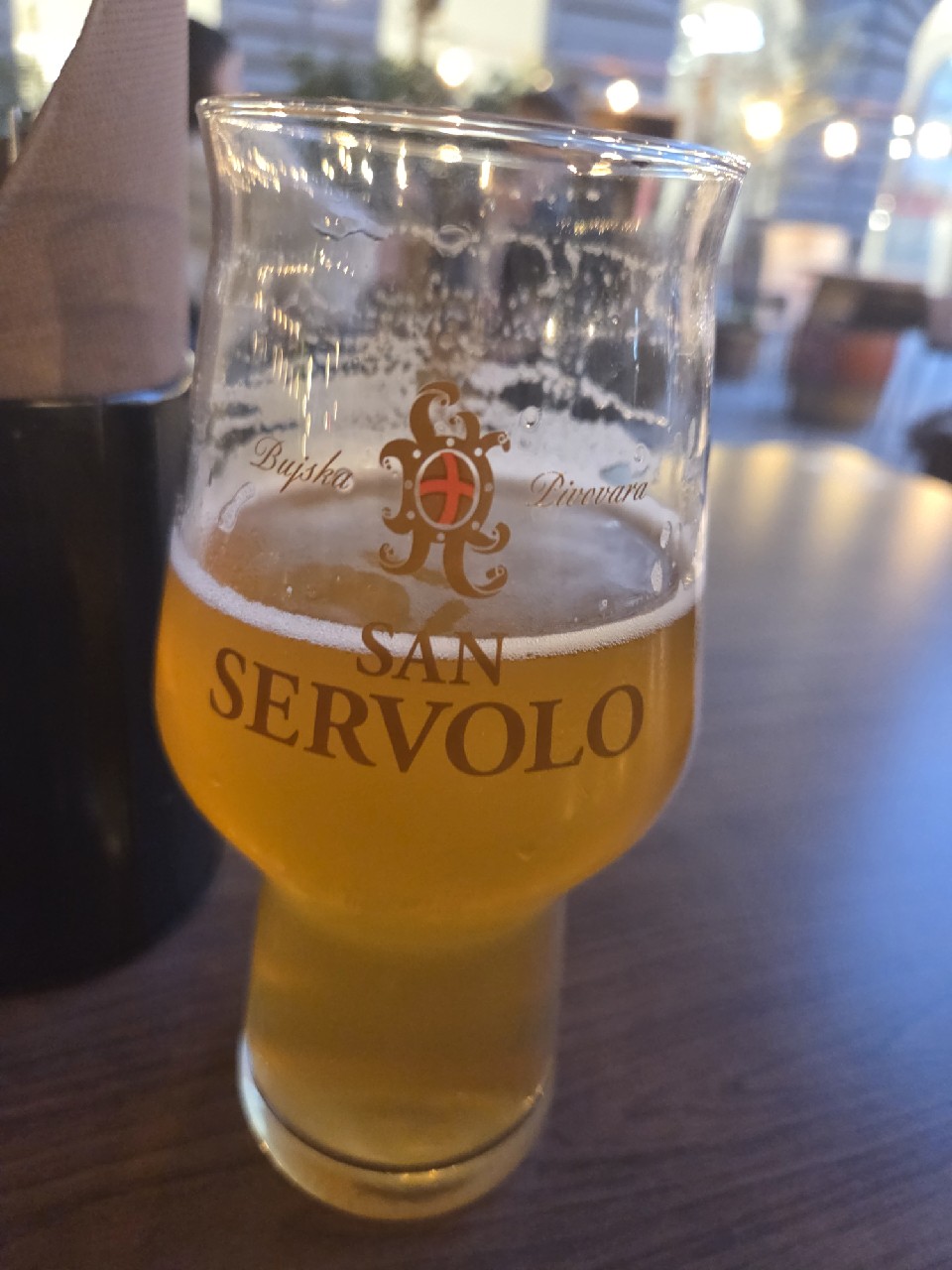 San Servolo Premium Crveno, Croatia