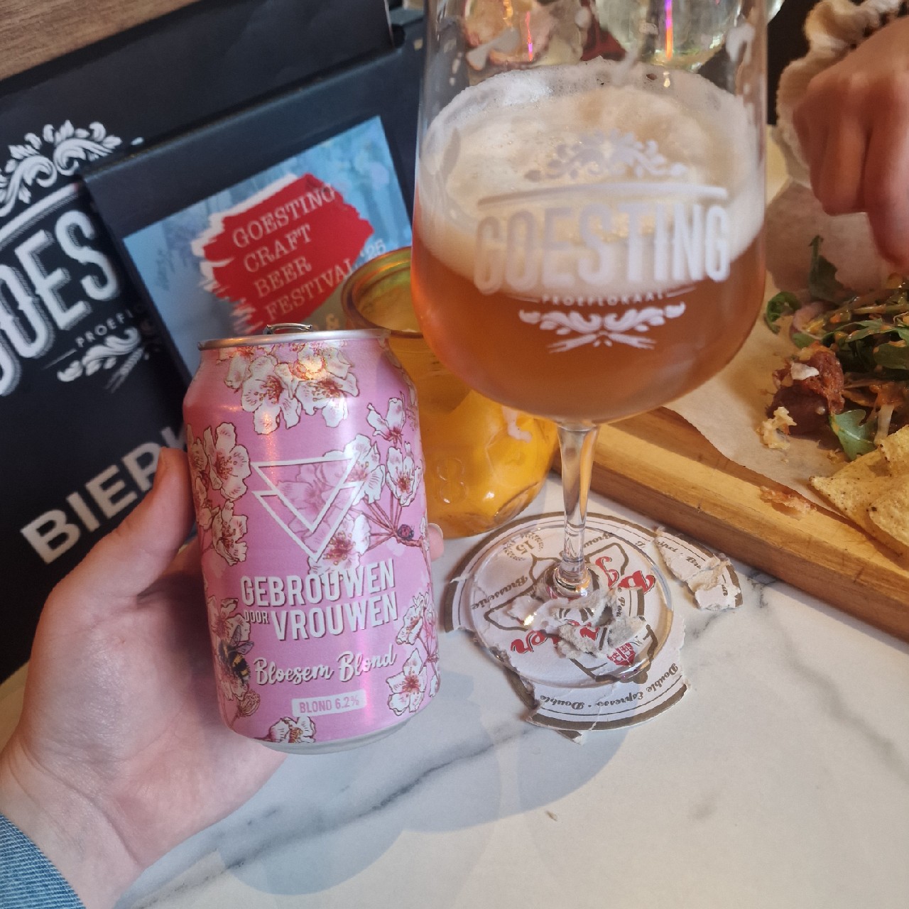 Bloesem Blond, Gebrouwen Door Vrouwen