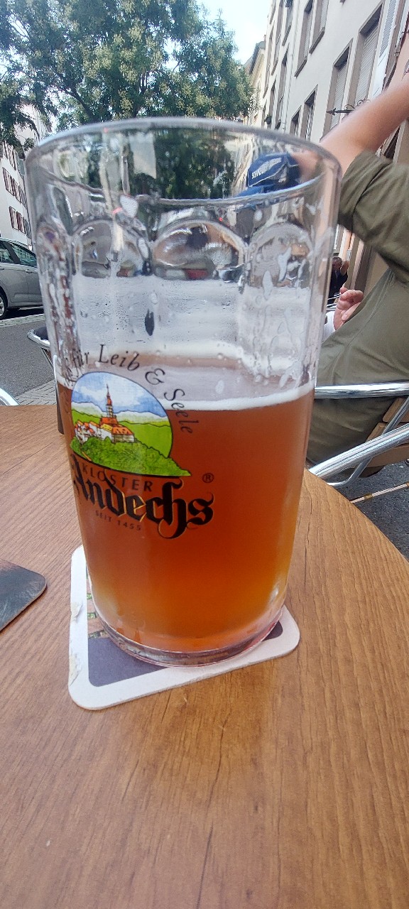 dame guenievre, France