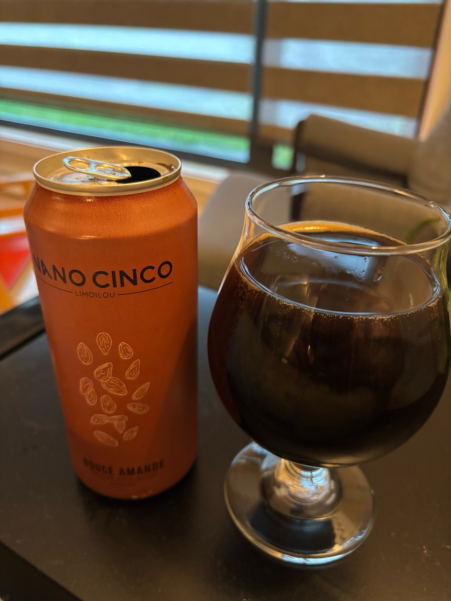 Douce Amande, Nano Cinco
