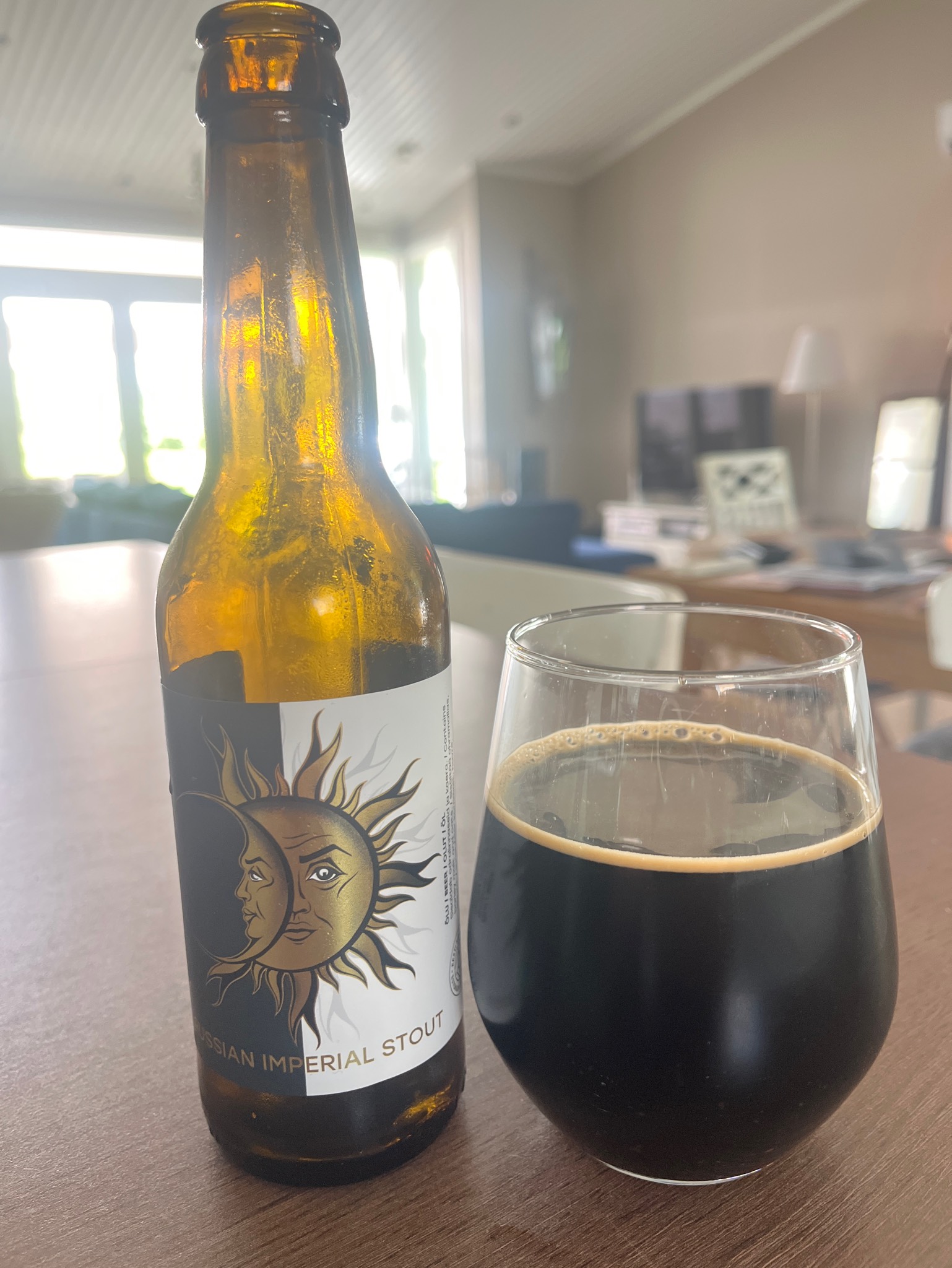 Ravnodenstvie, Estonia