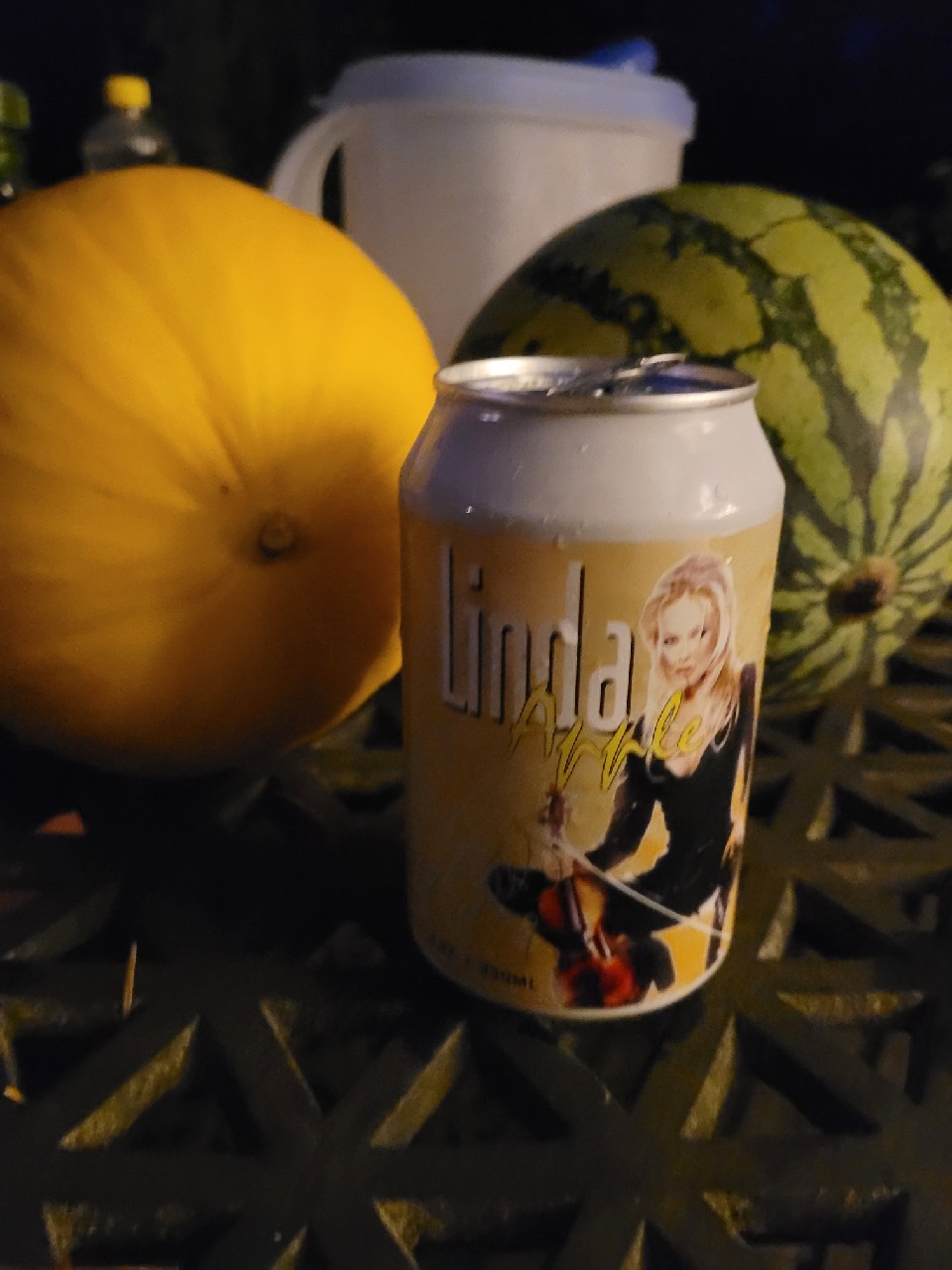 Linda Apple, Finland
