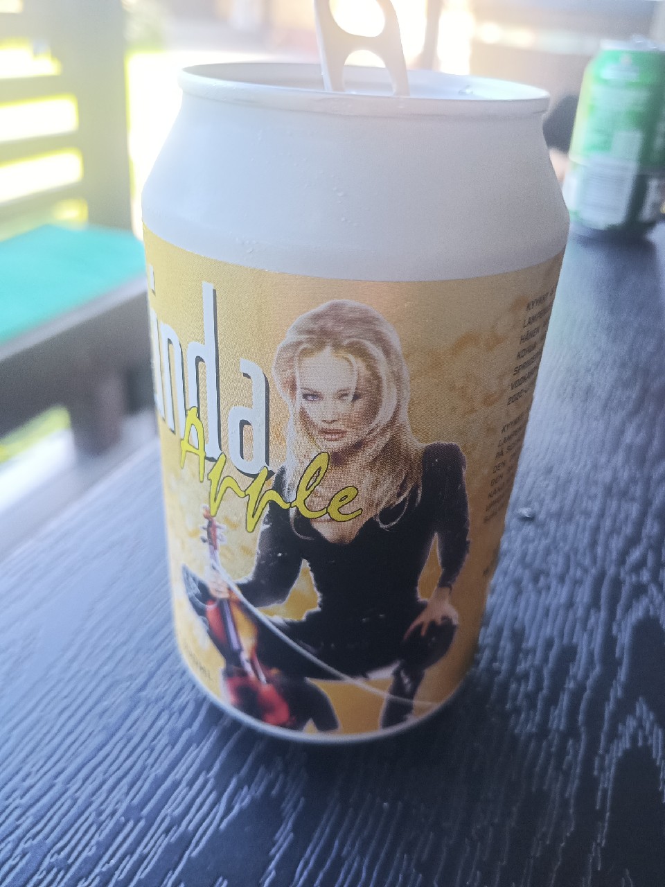 Linda Apple, Finland