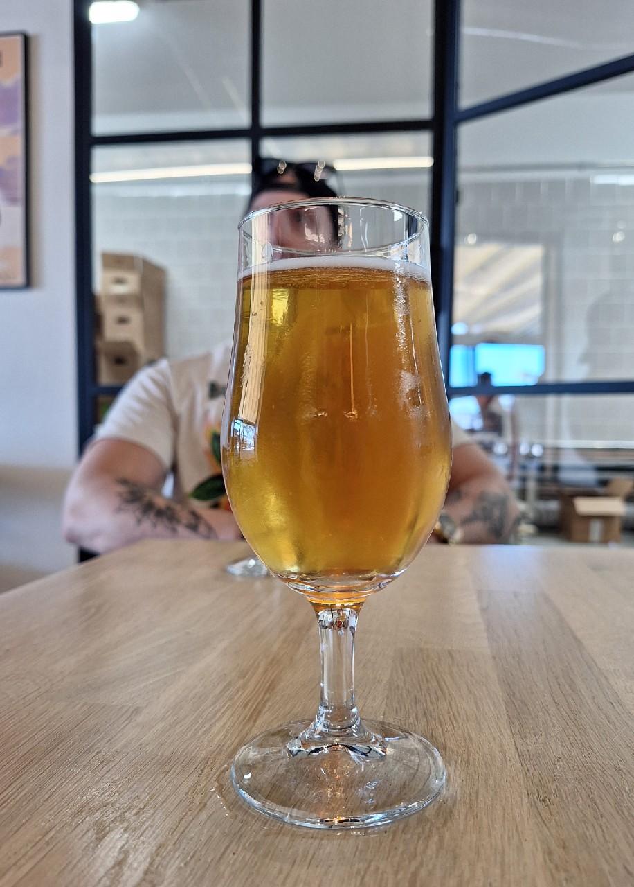 Eteläpoiju, Finland